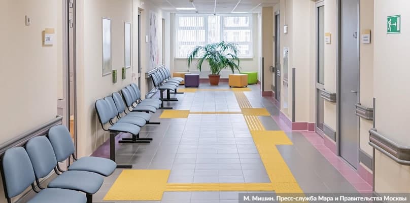 Собянин: В Москве продолжается большая программа реконструкции поликлиник